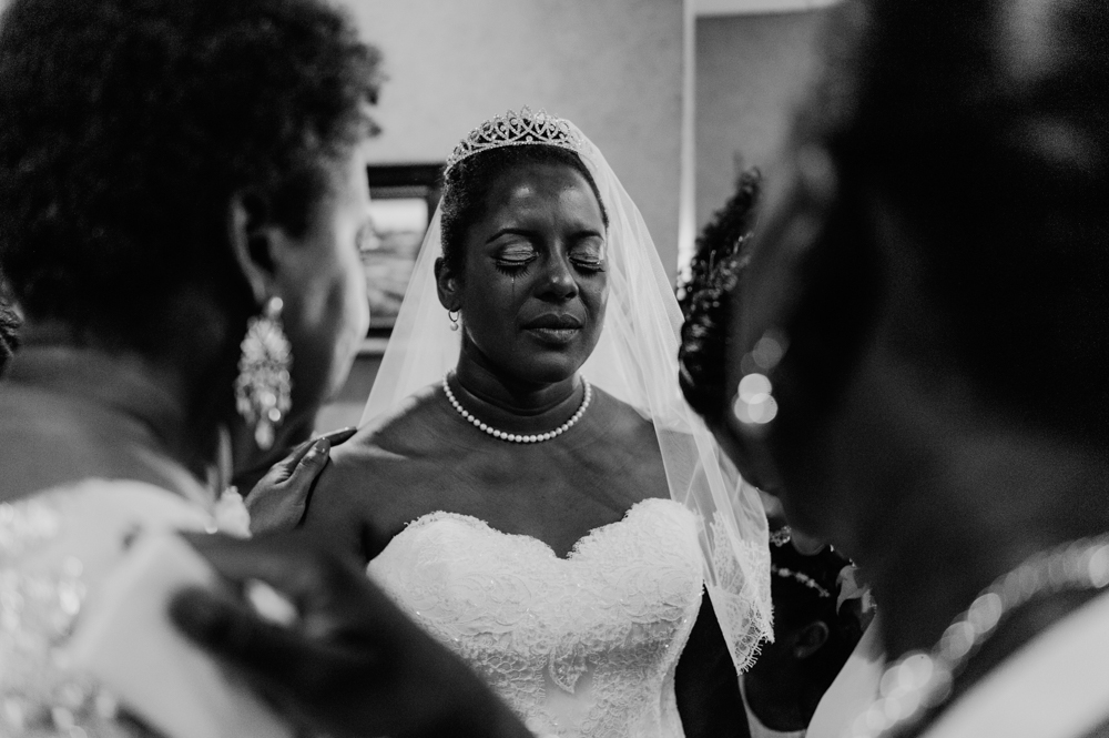 Bride stands with her eyes closed and a tear falling down her cheek. Women stand surrounding her.

Luxury Texas Wedding Photographer. Timeless Wedding Photography. Wedding in Texas. Destination Wedding Photographer.