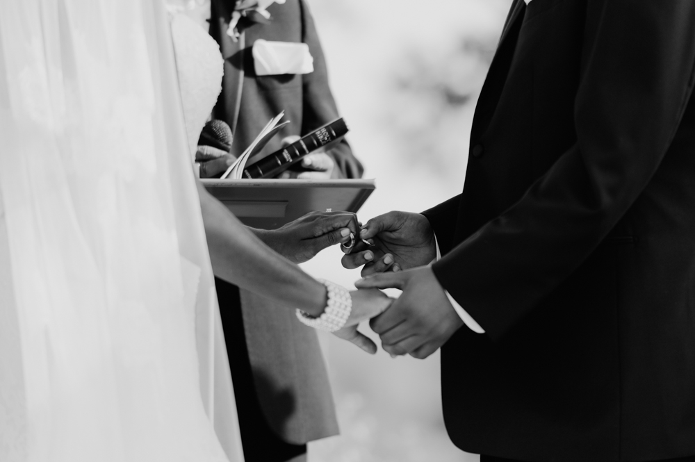 Close-up of the bride and groom holding hands at the altar.

Luxury Texas Wedding Photographer. Timeless Wedding Photography. Wedding in Texas. Destination Wedding Photographer.