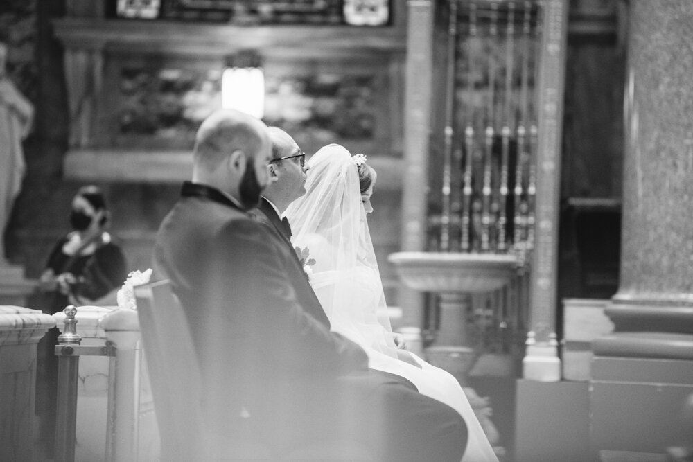 Bride and groom sit in chairs at the altar.

Luxury Local Wedding NYC. Wedding in Manhattan. New York City Wedding Photographer. Manhattan Luxury Wedding Photography. Museum of the City of New York Weddings.